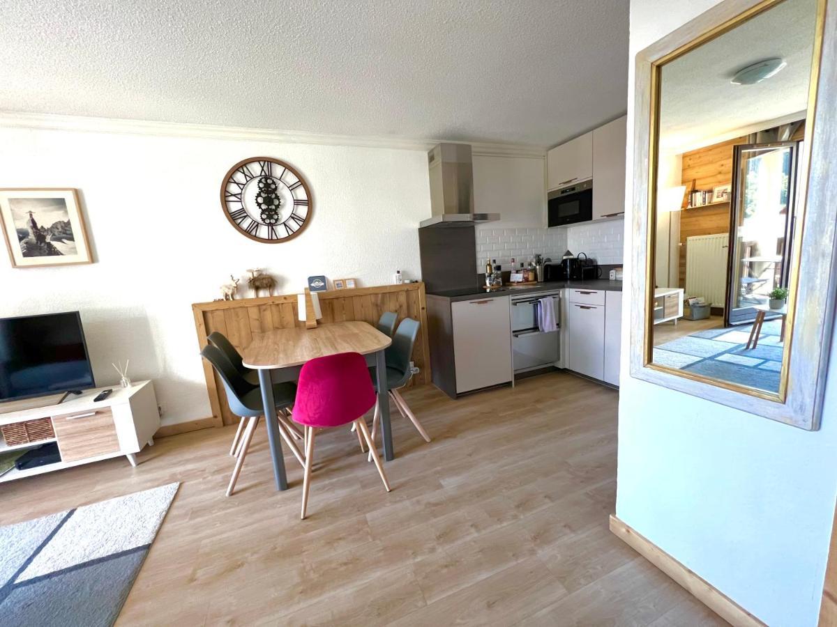 Mont Blanc 43, Vue Mont Blanc , Balcon, Parking Apartment Chamonix Bagian luar foto